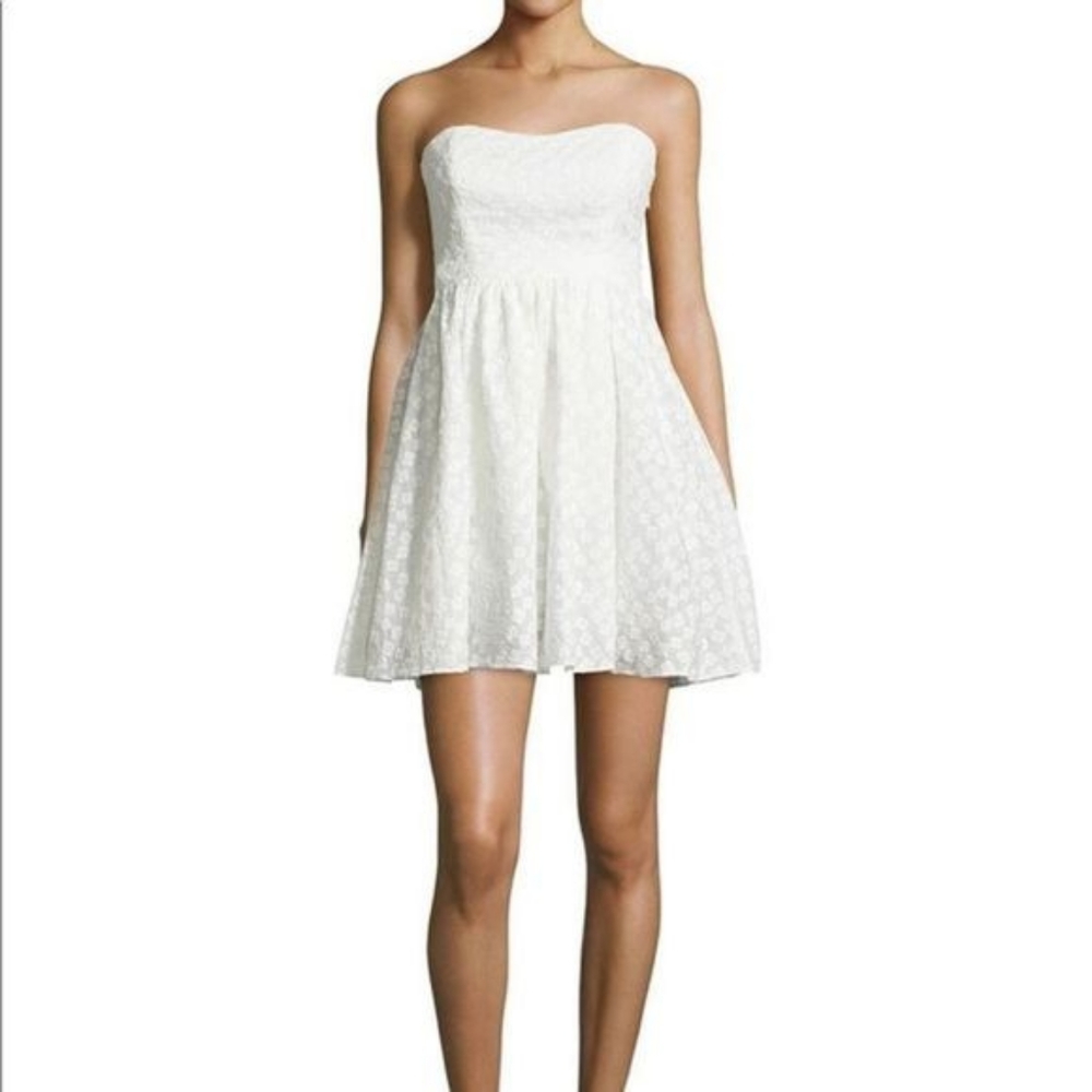 NWOT Anthropologie white eyelet lace strapless minidress